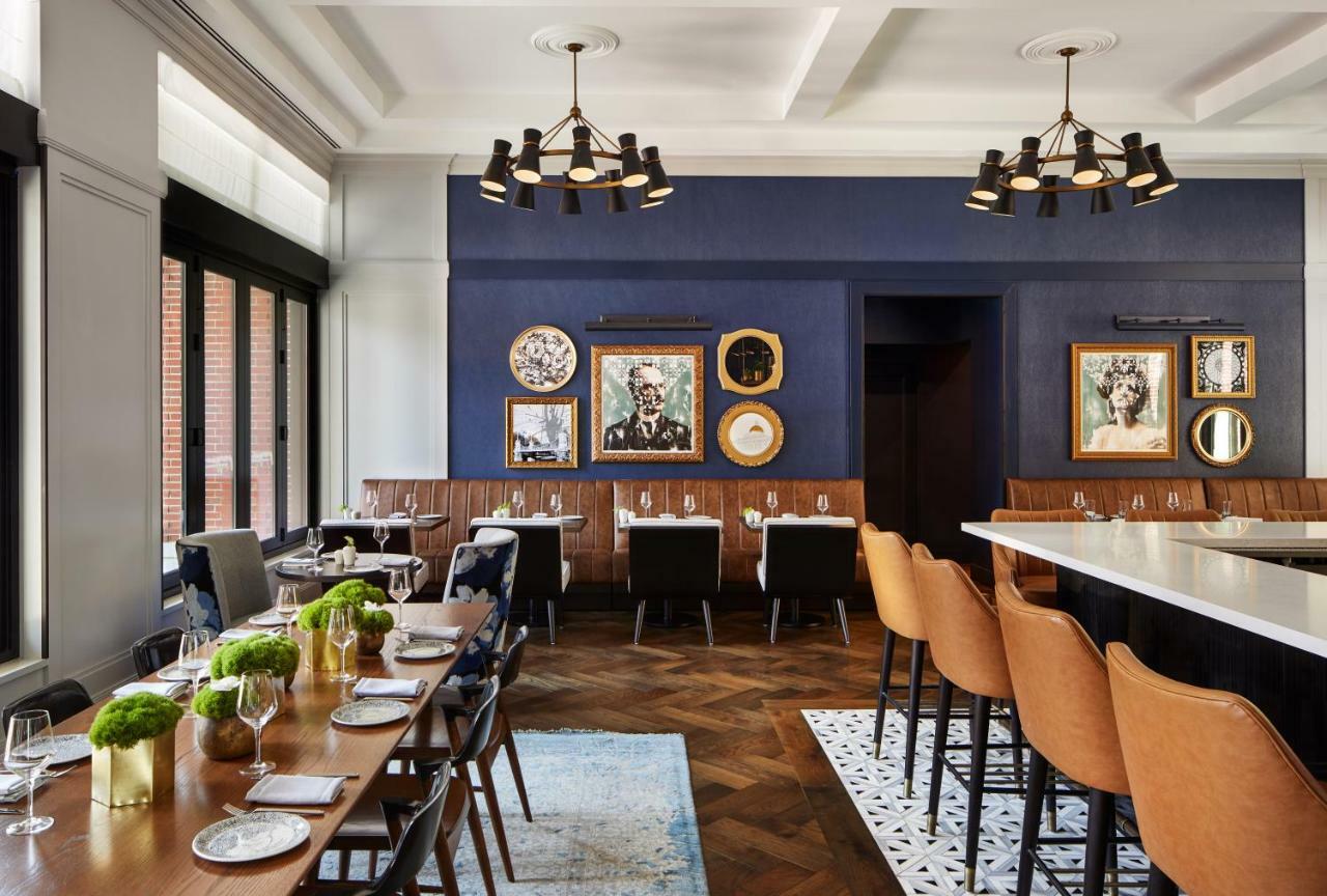 The Whitney Hotel Бостон Экстерьер фото The dining room at the restaurant