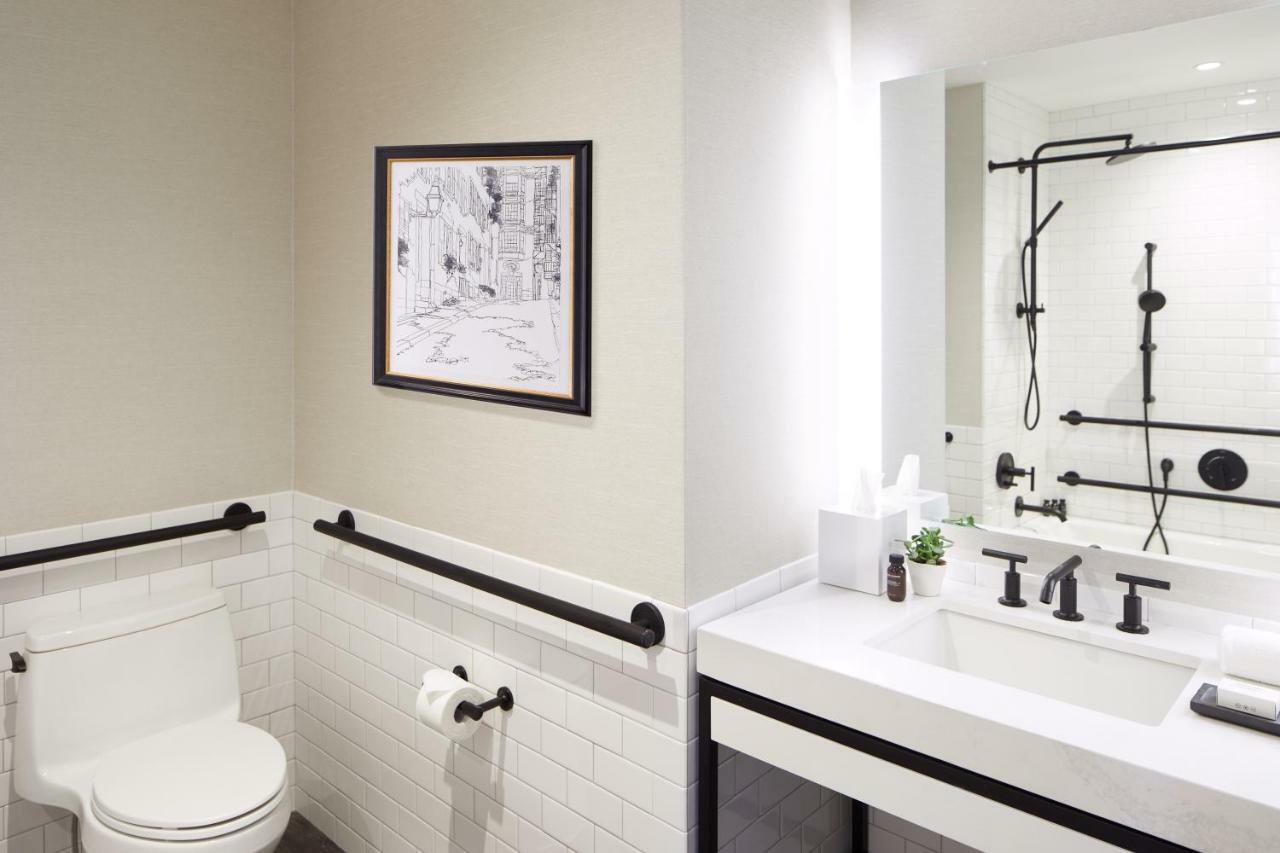 The Whitney Hotel Бостон Экстерьер фото Bathroom