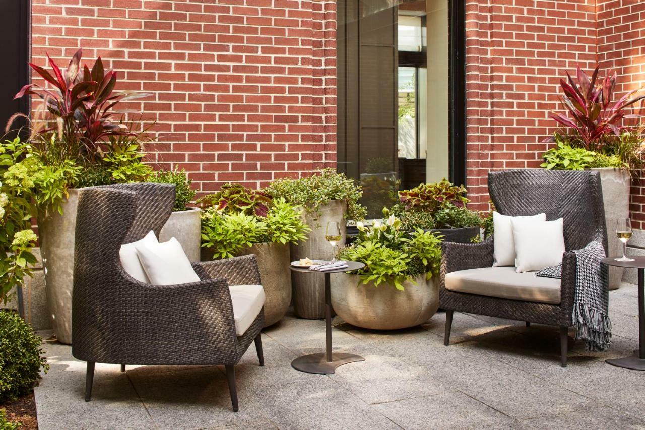 The Whitney Hotel Бостон Экстерьер фото The outdoor terrace at the 100 East 53rd Street building