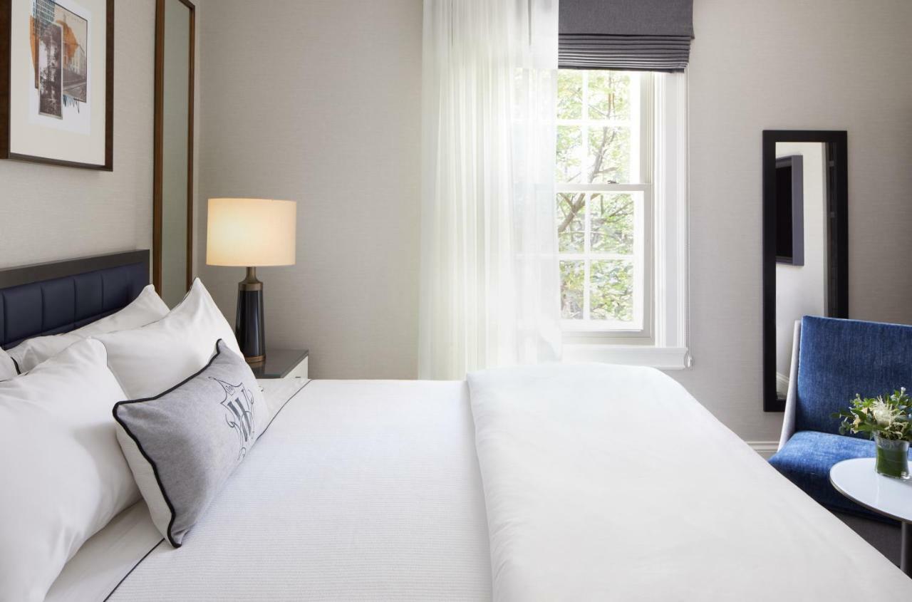 The Whitney Hotel Бостон Экстерьер фото A bedroom at the hotel